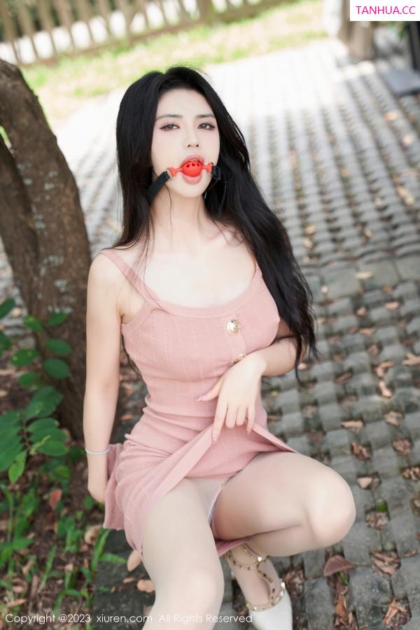 李浅浅  [XiuRen]高清写真图 2023.07.26 No.7137 浅浅Danny 户外拍摄第20张图片